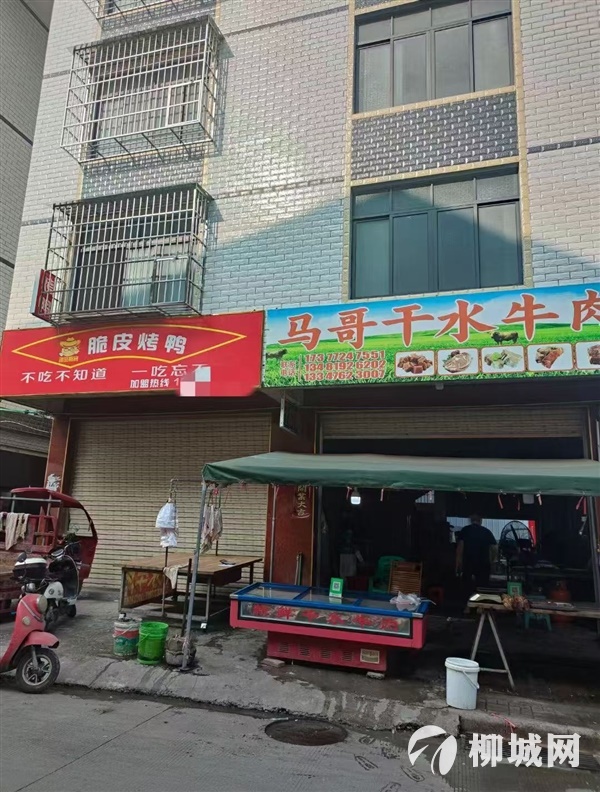 門面出租,地址在大智慧農(nóng)貿(mào)市場(chǎng)對(duì)面